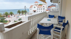 Catherine's Beachfront Apartment